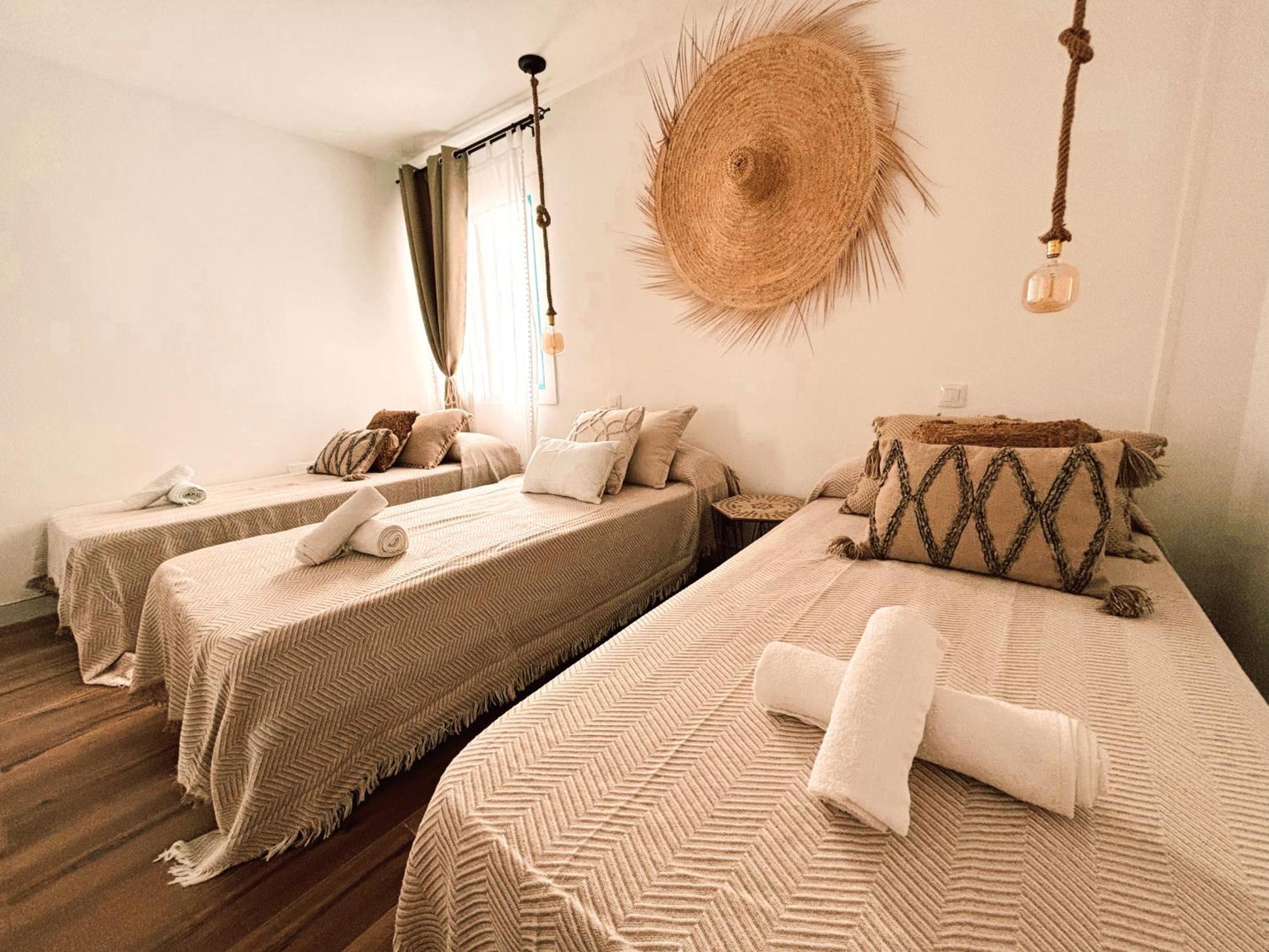 Chakra House Fuerteventura - Affordable Rooms In A Cozy Guesthouse Corralejo Esterno foto