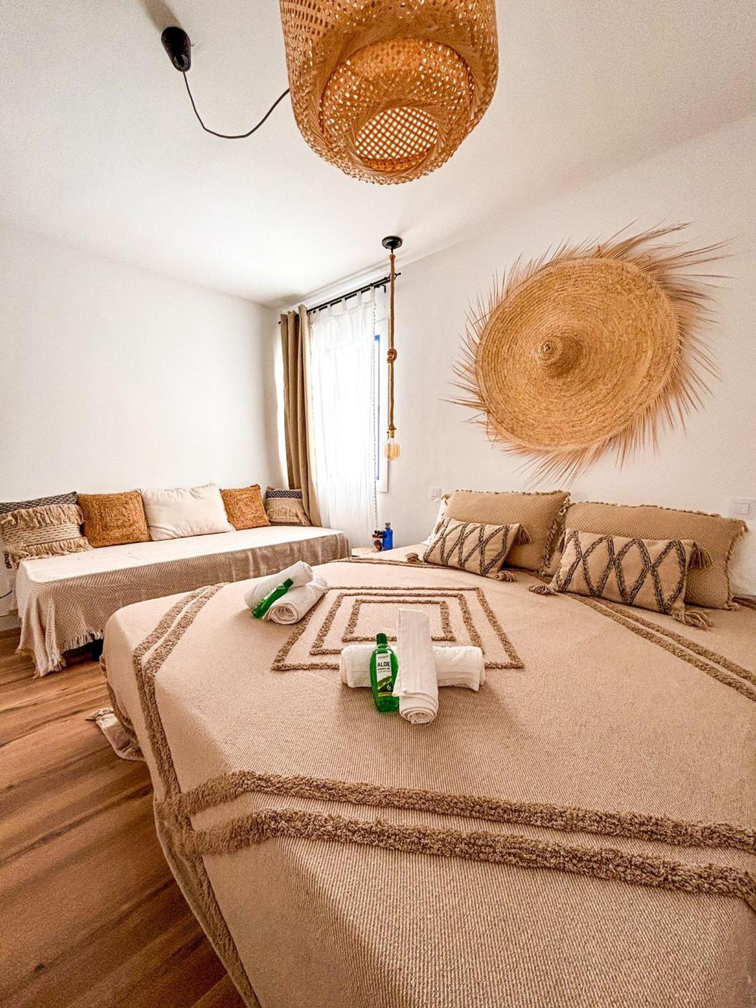 Chakra House Fuerteventura - Affordable Rooms In A Cozy Guesthouse Corralejo Esterno foto