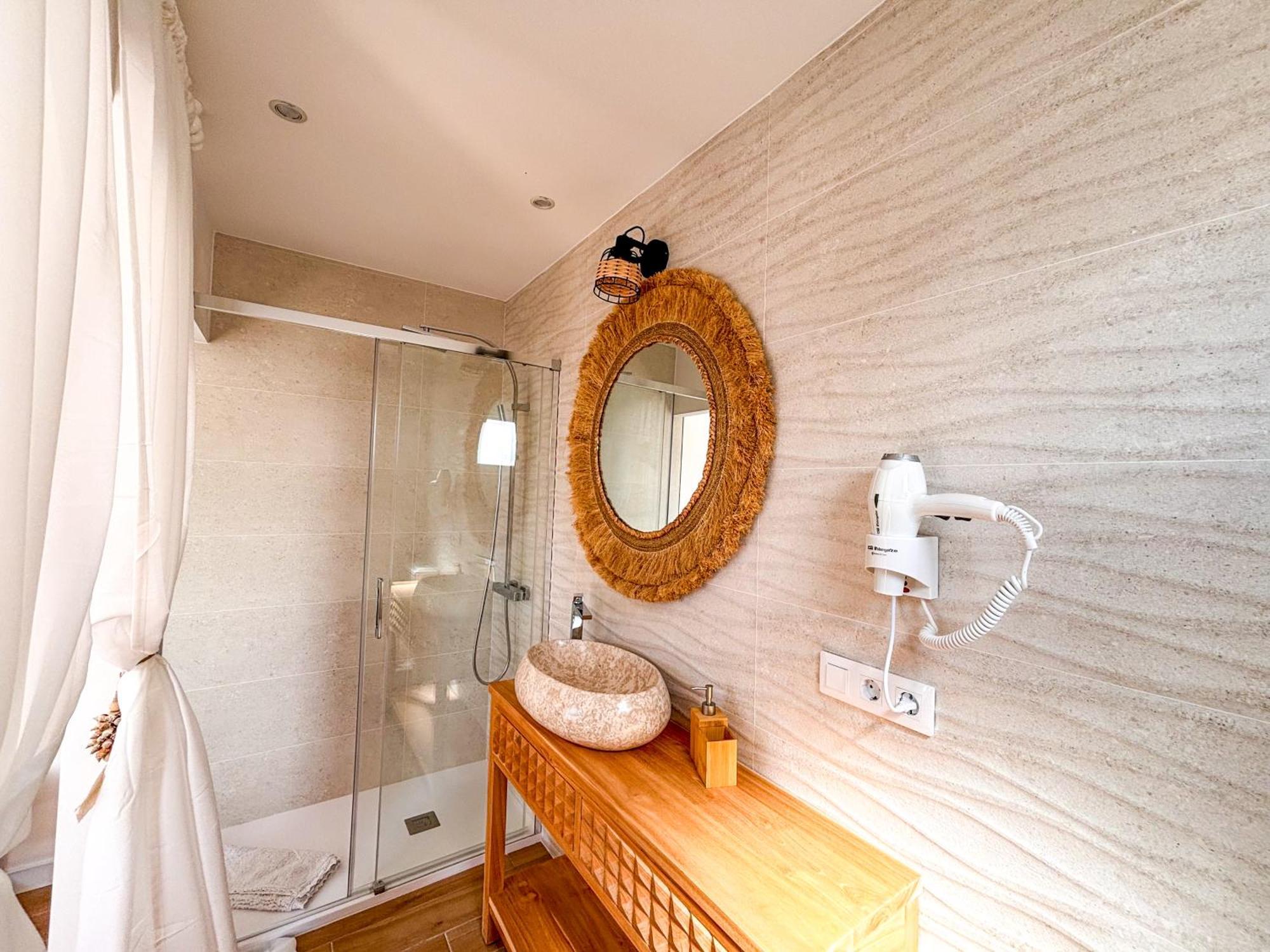 Chakra House Fuerteventura - Affordable Rooms In A Cozy Guesthouse Corralejo Esterno foto